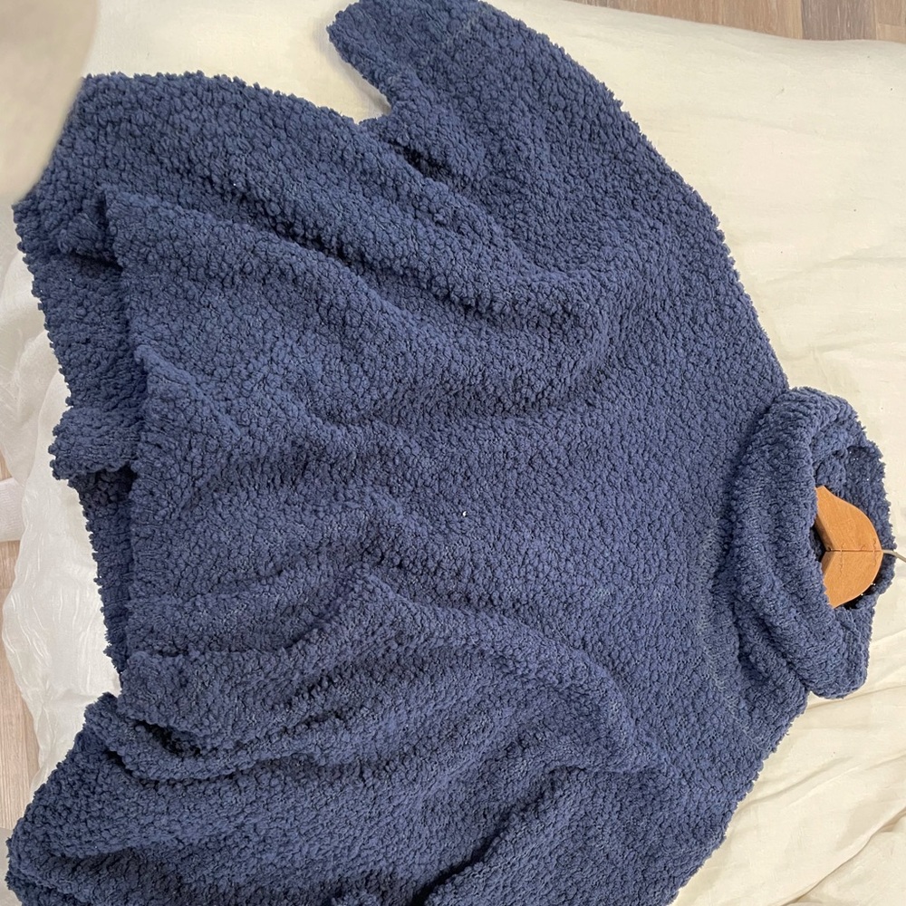 Soft oversized turtle neck sweater
